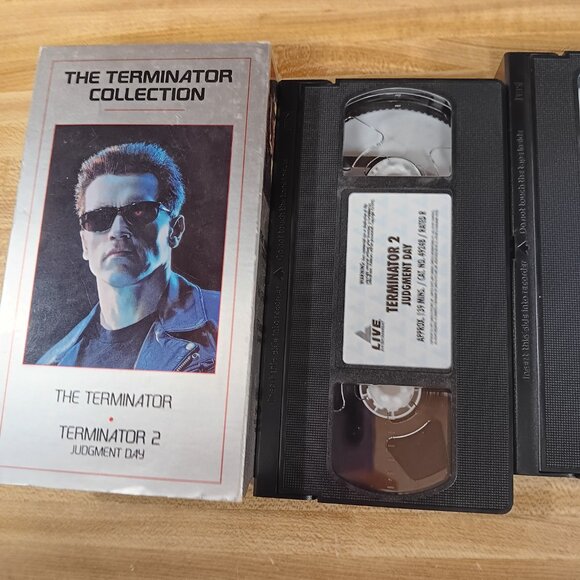The Terminator Collection VHS T2 James Cameron Schwarzenegger Furlong  sci fi VG - Picture 9 of 9